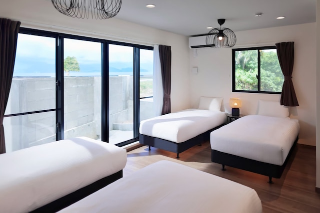 クリスタル別荘南城