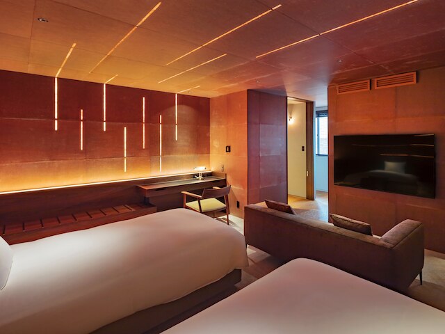 鈴 京都宮川筋 hitotose 穐 -Aki-