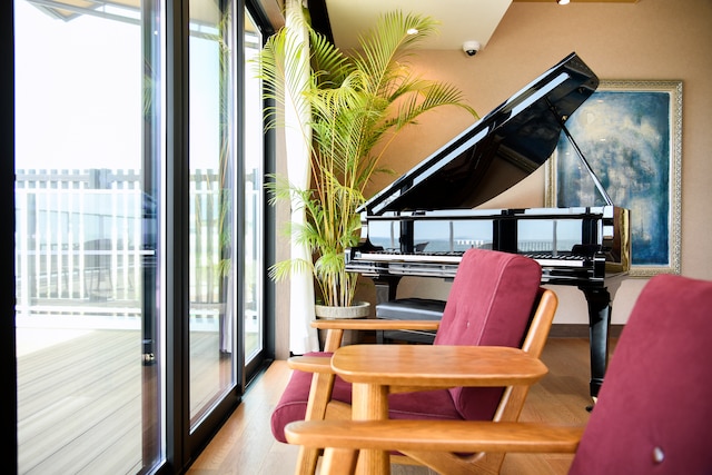 としまや別荘 海と空と…