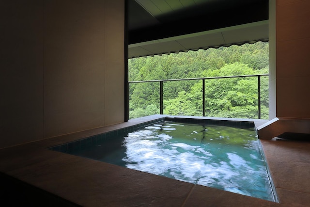 叶KANOUYA四万温泉