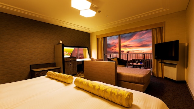 ラグナガーデンホテル