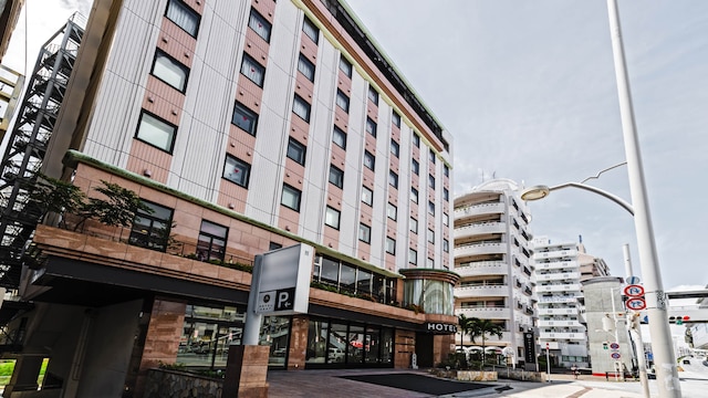 ホテル アザット 那覇