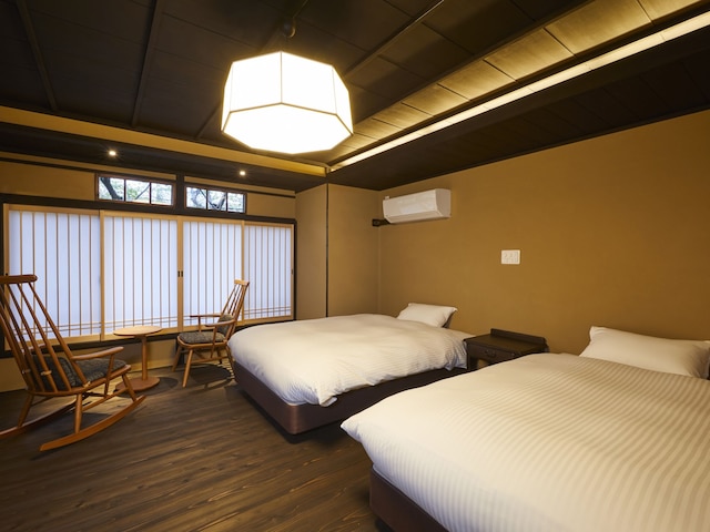 鈴 四条高瀬川　～川面に四季を感じるお宿～