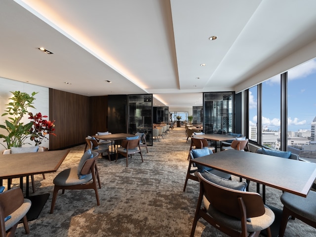 沖縄ハーバービューホテル