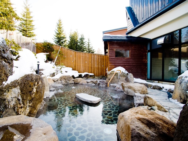 奥屈斜路温泉 ランプの宿 森つべつ