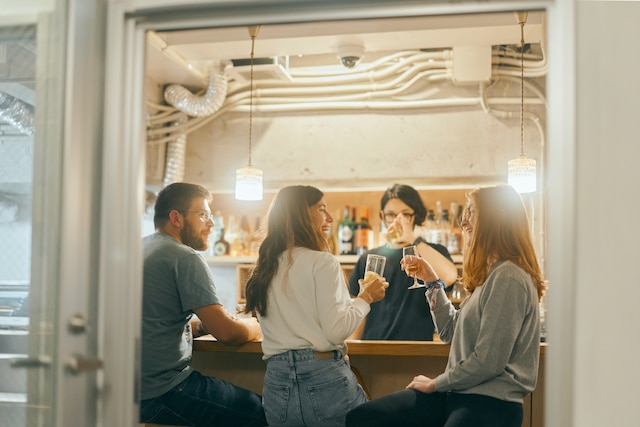 Common de - Hostel & Bar -