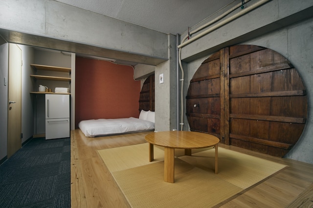 Common de - Hostel & Bar -