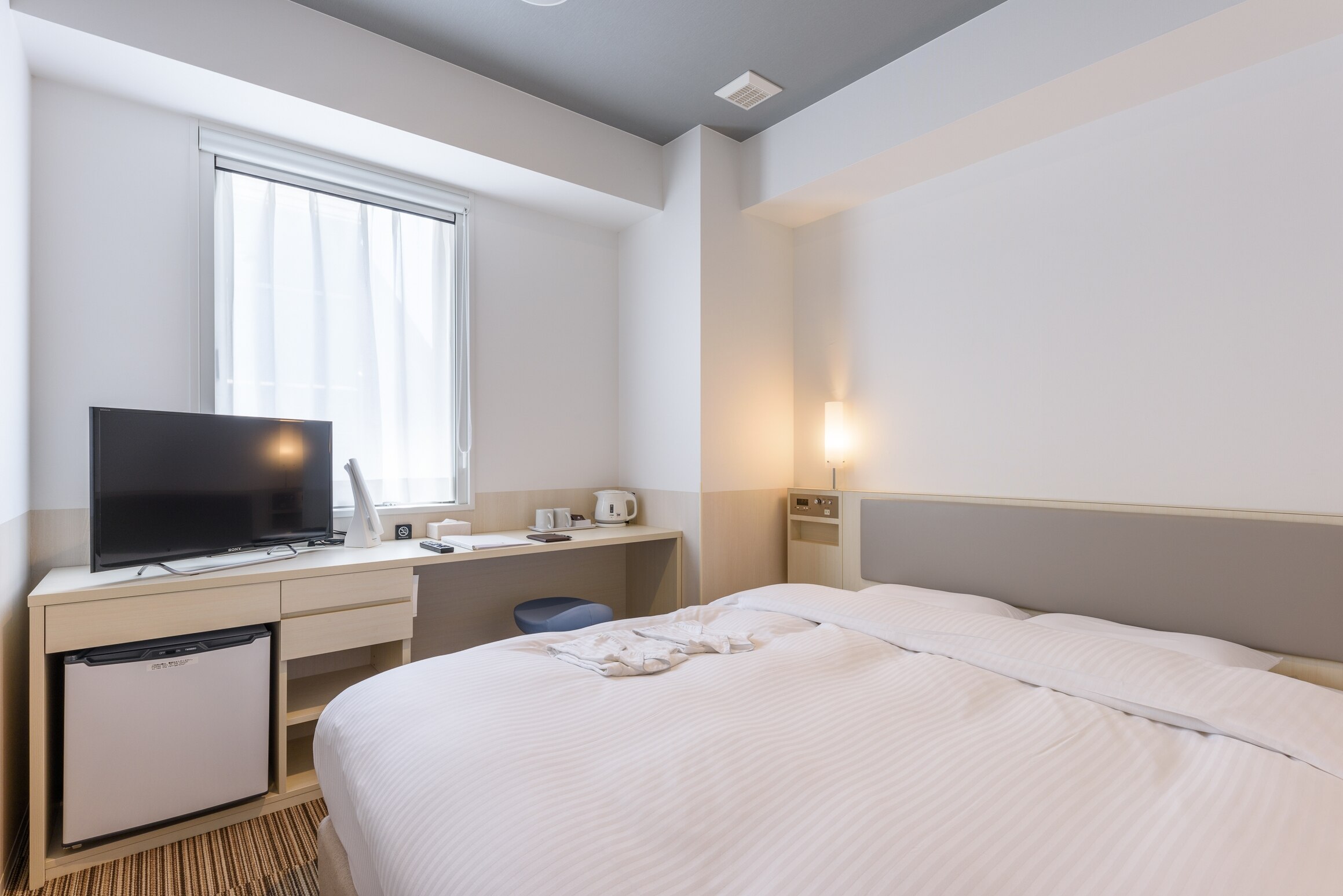 K・ドンゲン、ドーヴィルのホテル、超希少、新品額付、状態良好 K・ドンゲン、ドーヴィルのホテル、超希少、新品額付、状態良好