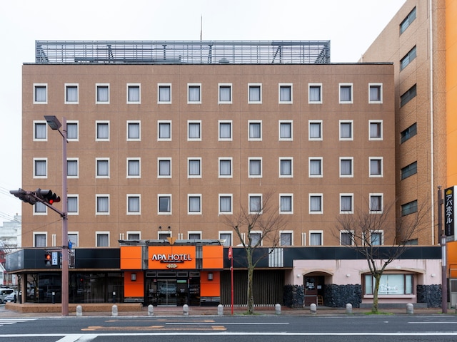 アパホテル〈佐賀駅前中央〉