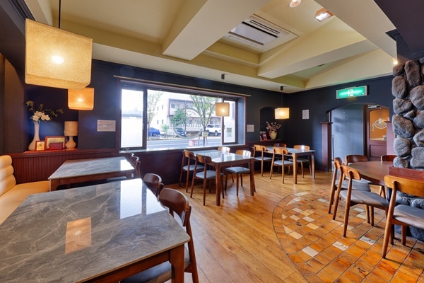 アパホテル〈佐賀駅前中央〉