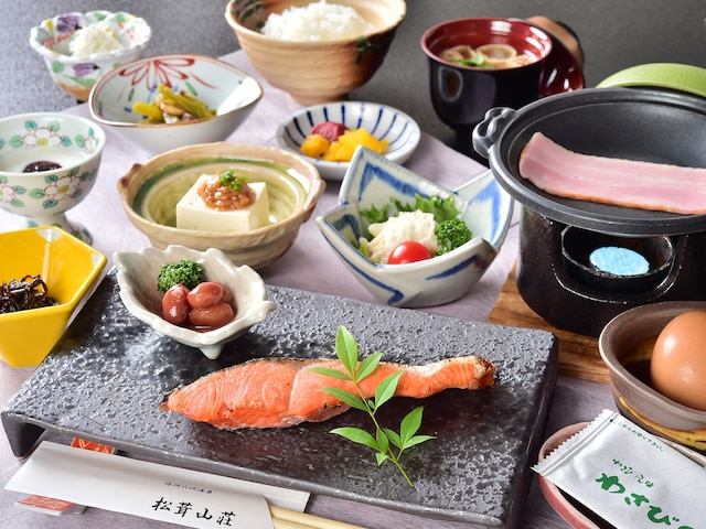 信州穴沢温泉 松茸山荘 別館