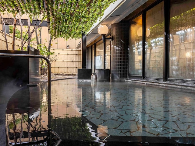 アパホテル〈金沢駅前〉