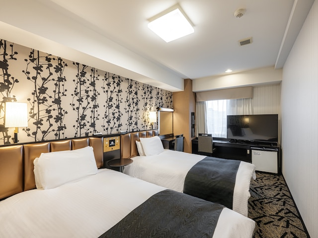 アパホテル〈新潟  燕三条駅前〉