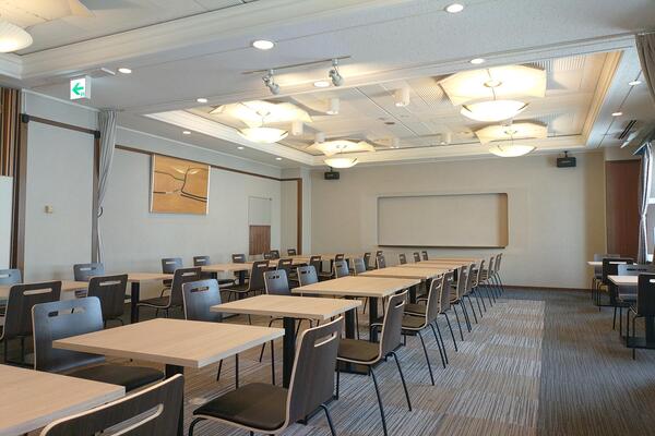 アパホテル〈湘南 辻堂駅前〉