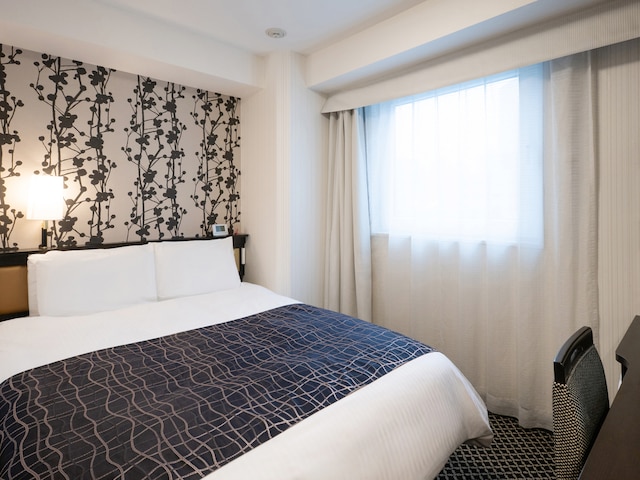 アパホテル〈飯田橋駅南〉