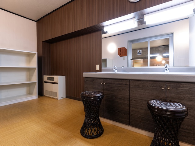 アパホテル〈千葉中央駅前〉