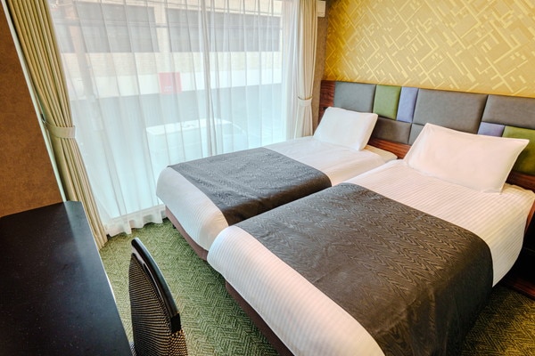 アパホテル〈那覇空港若狭〉