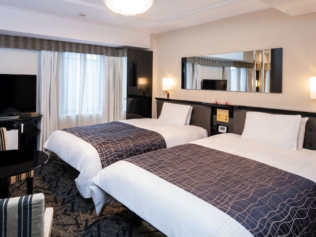 アパホテル〈東京九段下〉