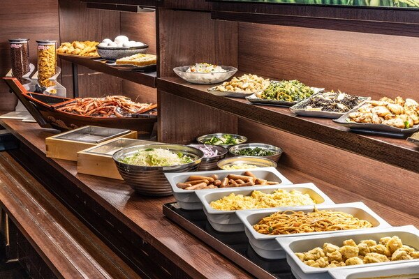 アパホテル〈新潟古町〉