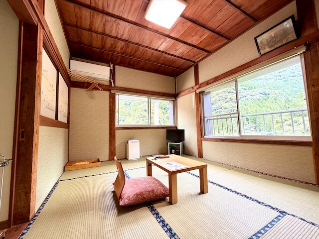 清流とほたるの宿 高尾荘