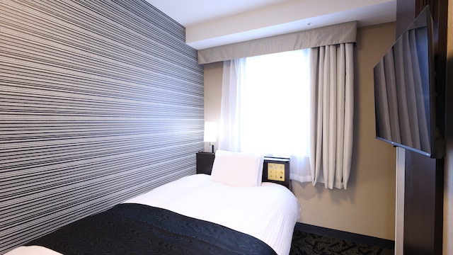 アパホテル〈神田駅東〉