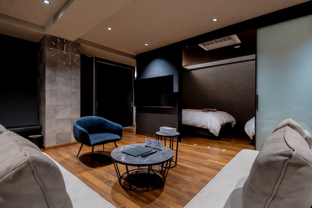 BOND COMFORT HOTEL MIYAJIMAGUCHI