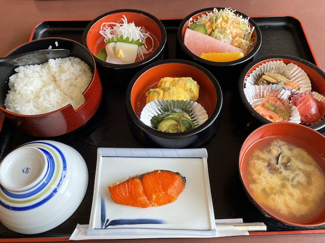 湯の川温泉 源泉掛け流しの宿　ホテルかもめ館