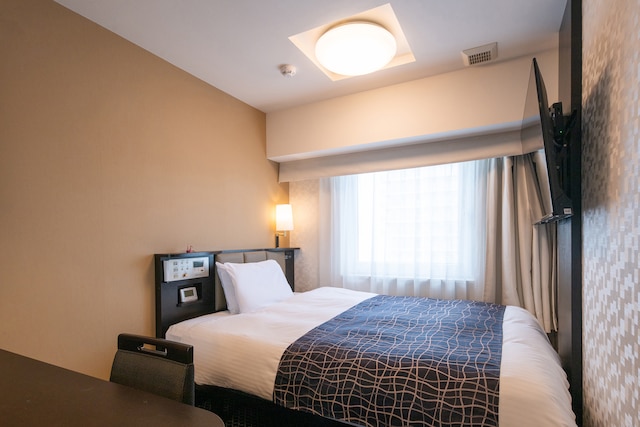 アパホテル〈名古屋栄北〉