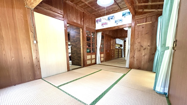 沖縄の古民家ミーヤー