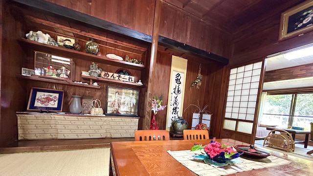 沖縄の古民家ミーヤー