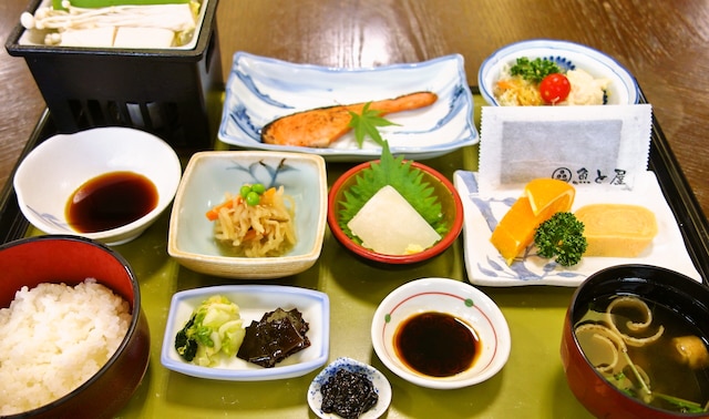 浜村温泉　魚と屋