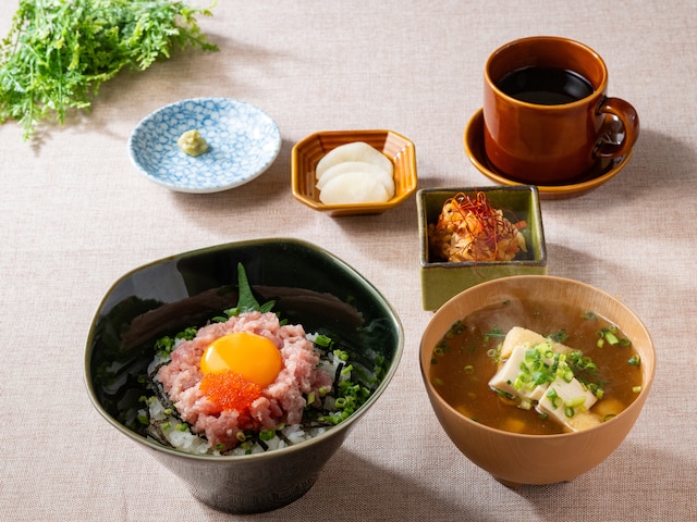 アパホテル〈駒込駅前〉