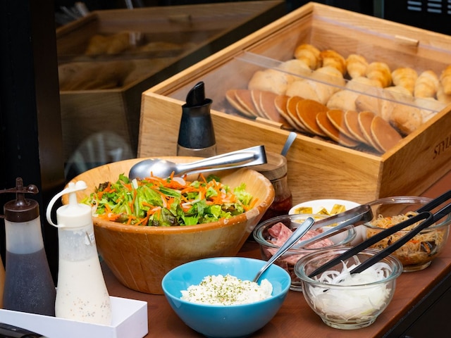 アパホテル〈神田駅前〉