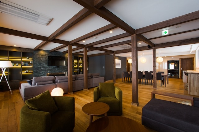 グレイストーン