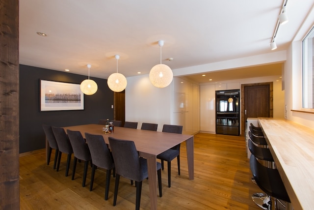 グレイストーン