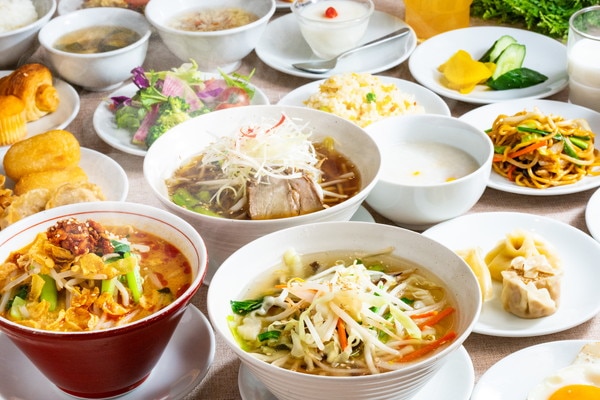 アパホテル〈神田神保町駅東〉