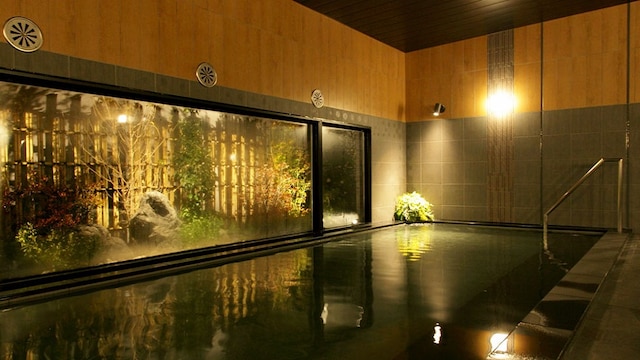 ホテルルートイン新富士駅南-国道1号バイパス沿-