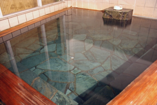 四万温泉 貸切風呂の宿 鍾寿館