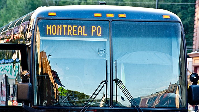 モントリオールのバス