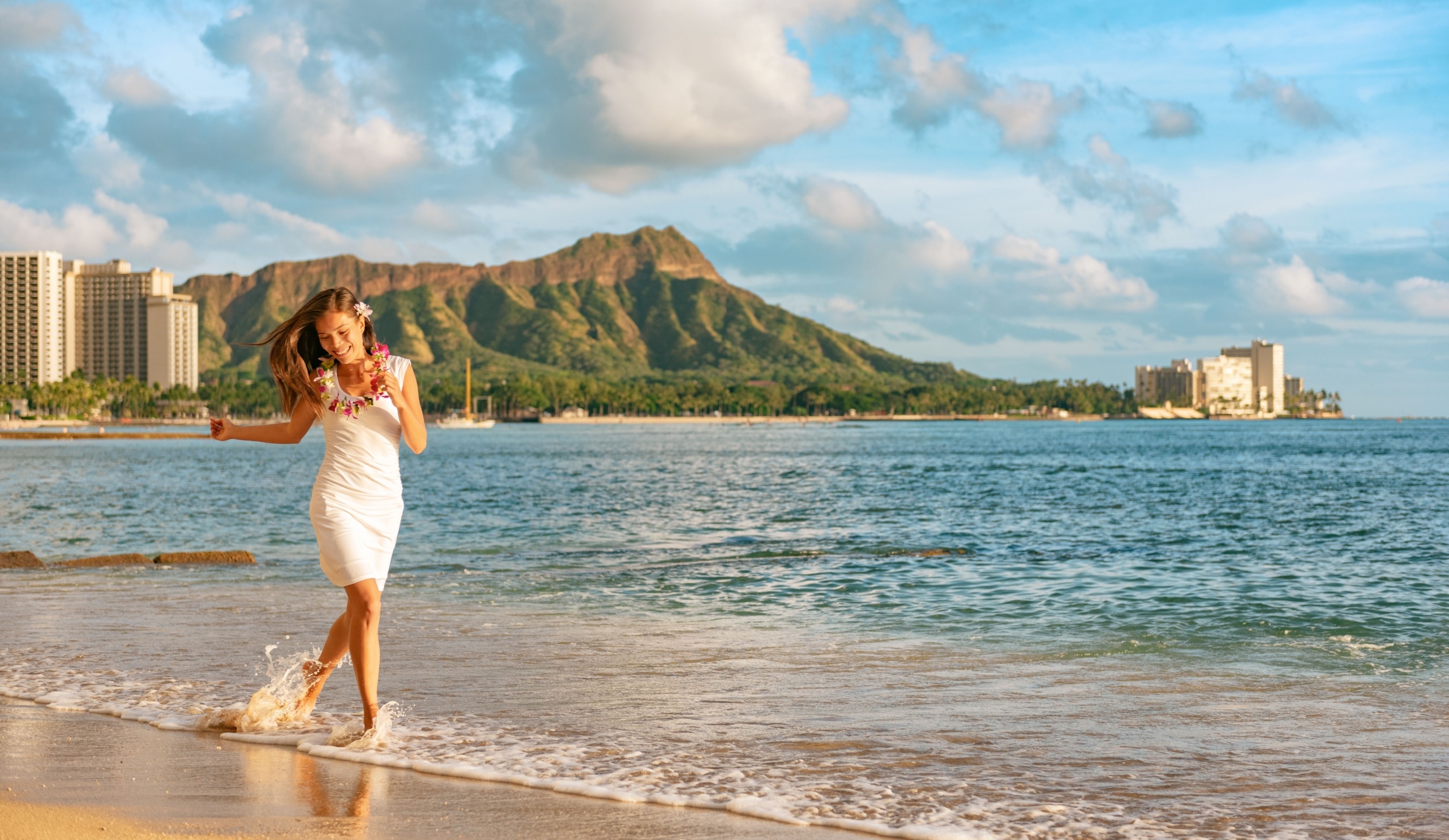 Hawaii-beach-sunset-girl-