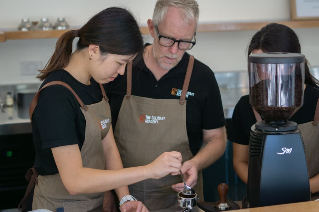 レクシスヌーサ校のバリスタプログラムの様子