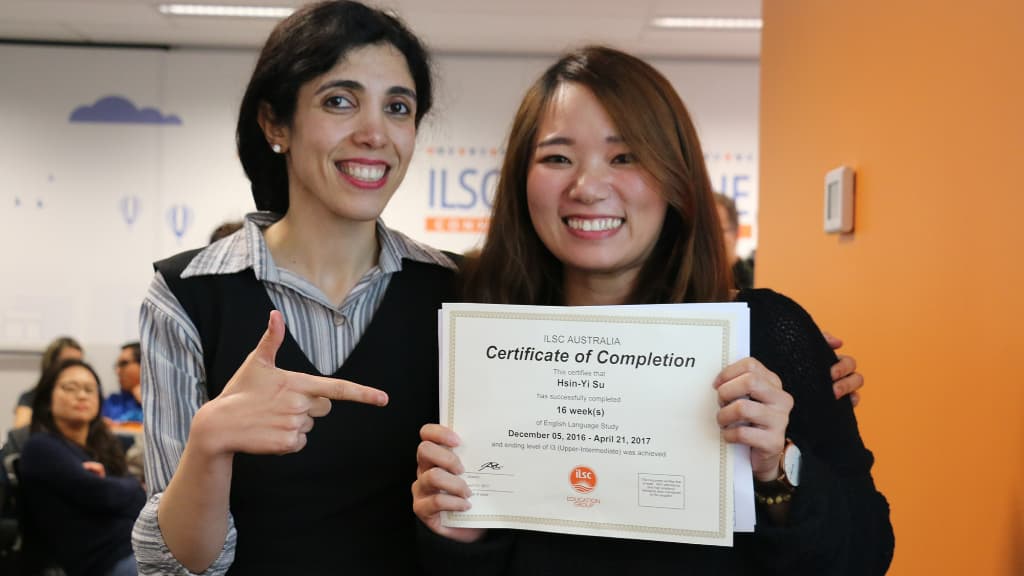 ILSCメルボルン校の講師と生徒