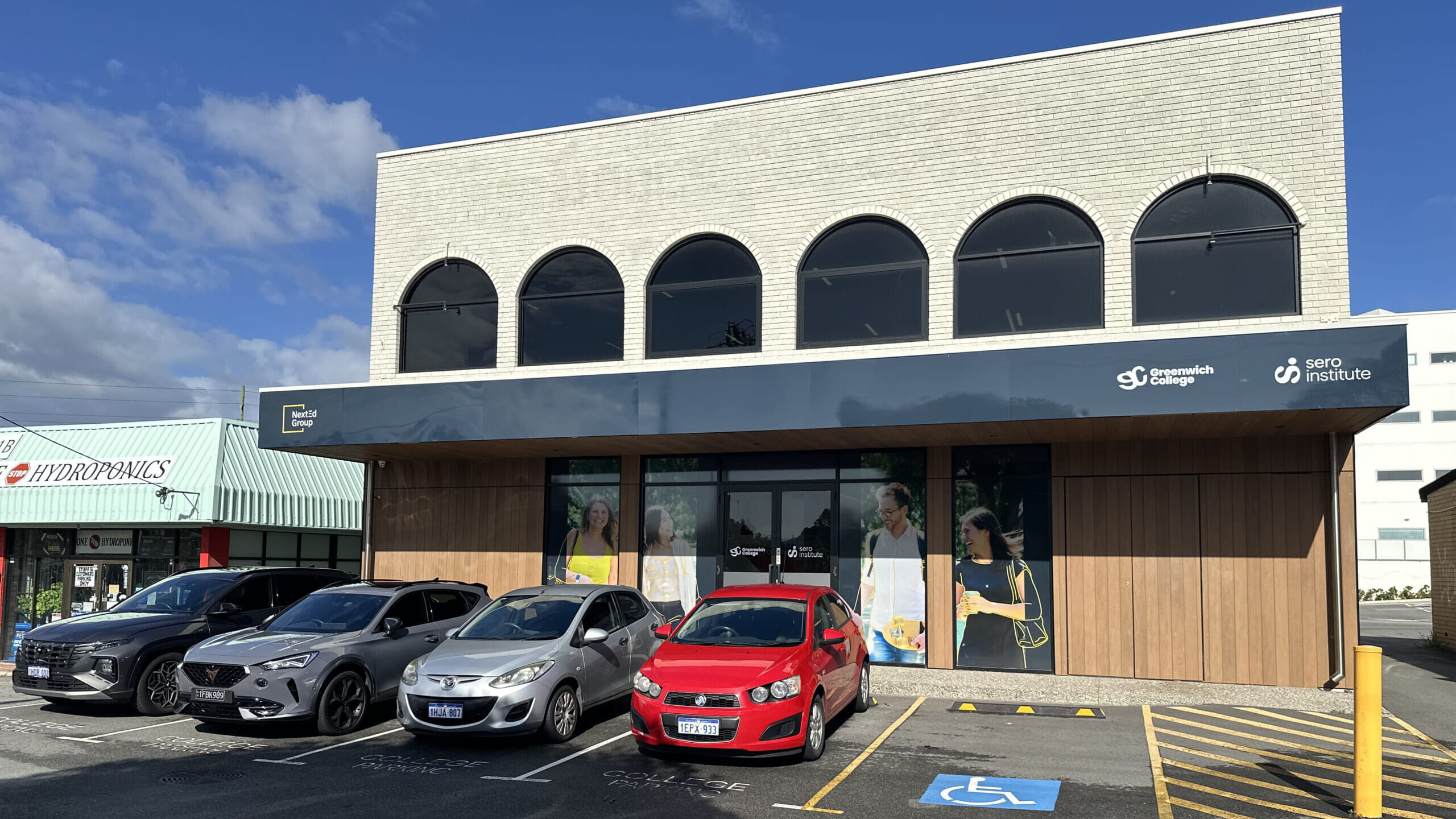 Greenwichパース校の外観