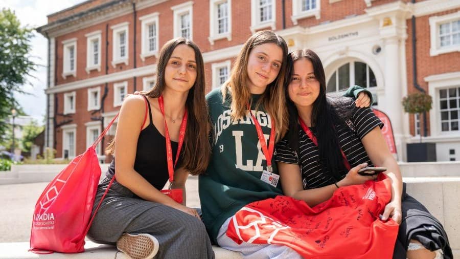 ロンドンでのサマーキャンプの様子